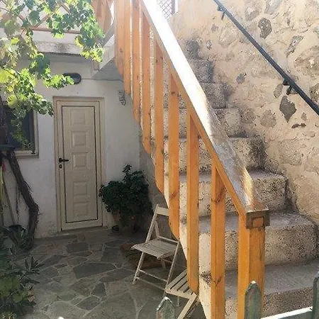 Apartment Stonehouse Elia Up
