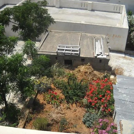 Stonehouse Elia Up Apartment